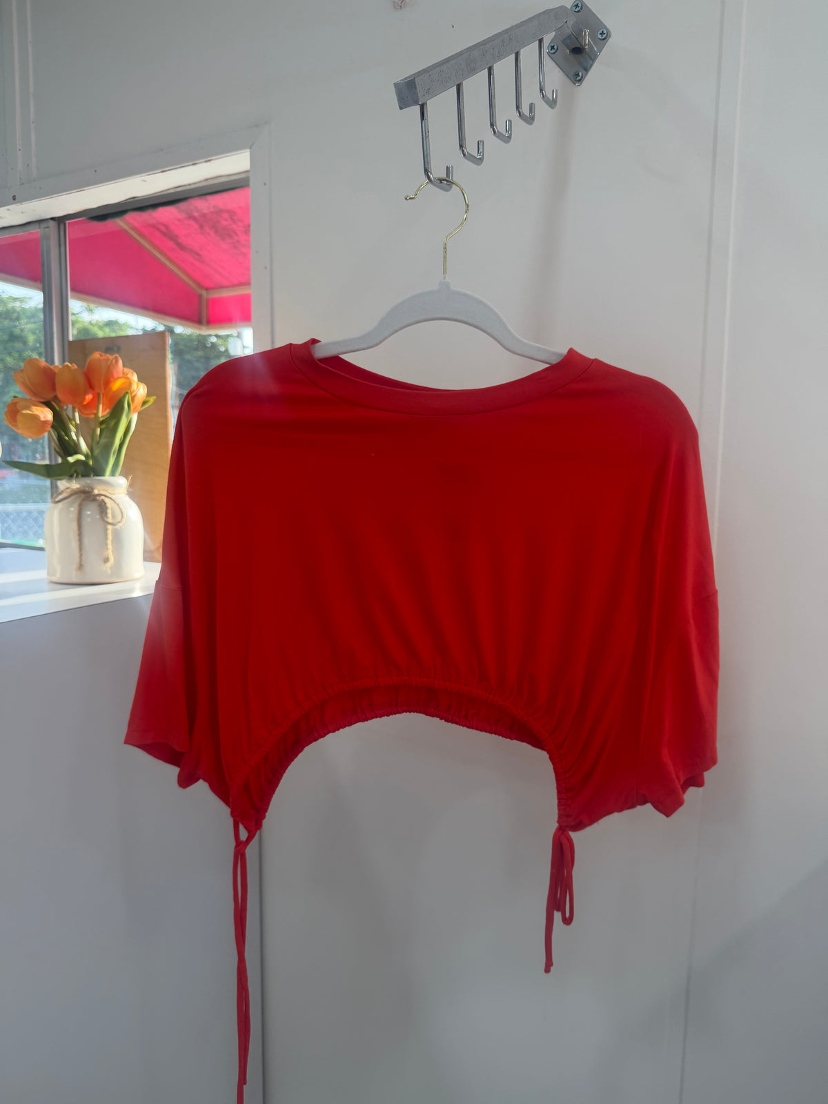 Orange cropped tshirt