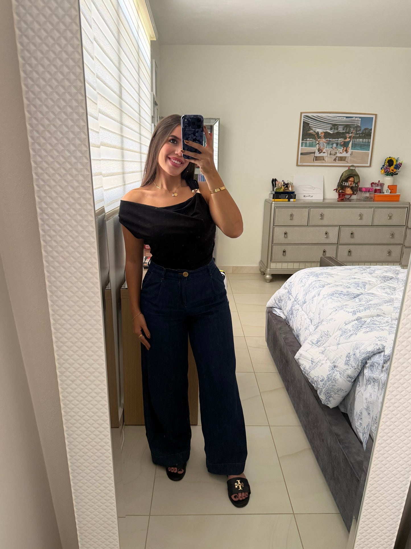 ONE SHOULDER TOP