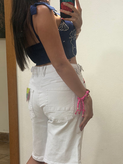 VIBRANT white jort